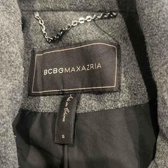 BCBG grey double breasted pea coat. Great condition. Size small. - Picture 6 of 10